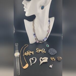 Lot Of Vintage Jewelry Including Earrings, Brooches, Ring And Necklaces Unmarked